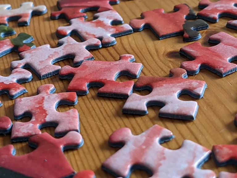Pièces de puzzle assemblées